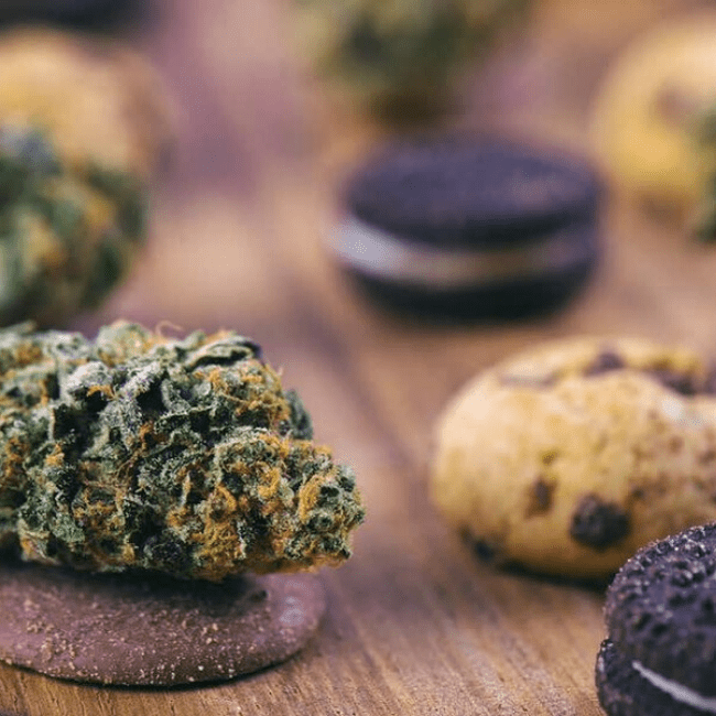 stoner hacks with edibles